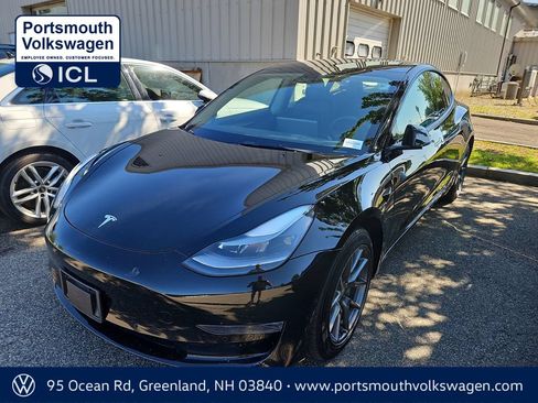 Used 2022 Tesla Model 3 Long Range AWD/4WD image 1