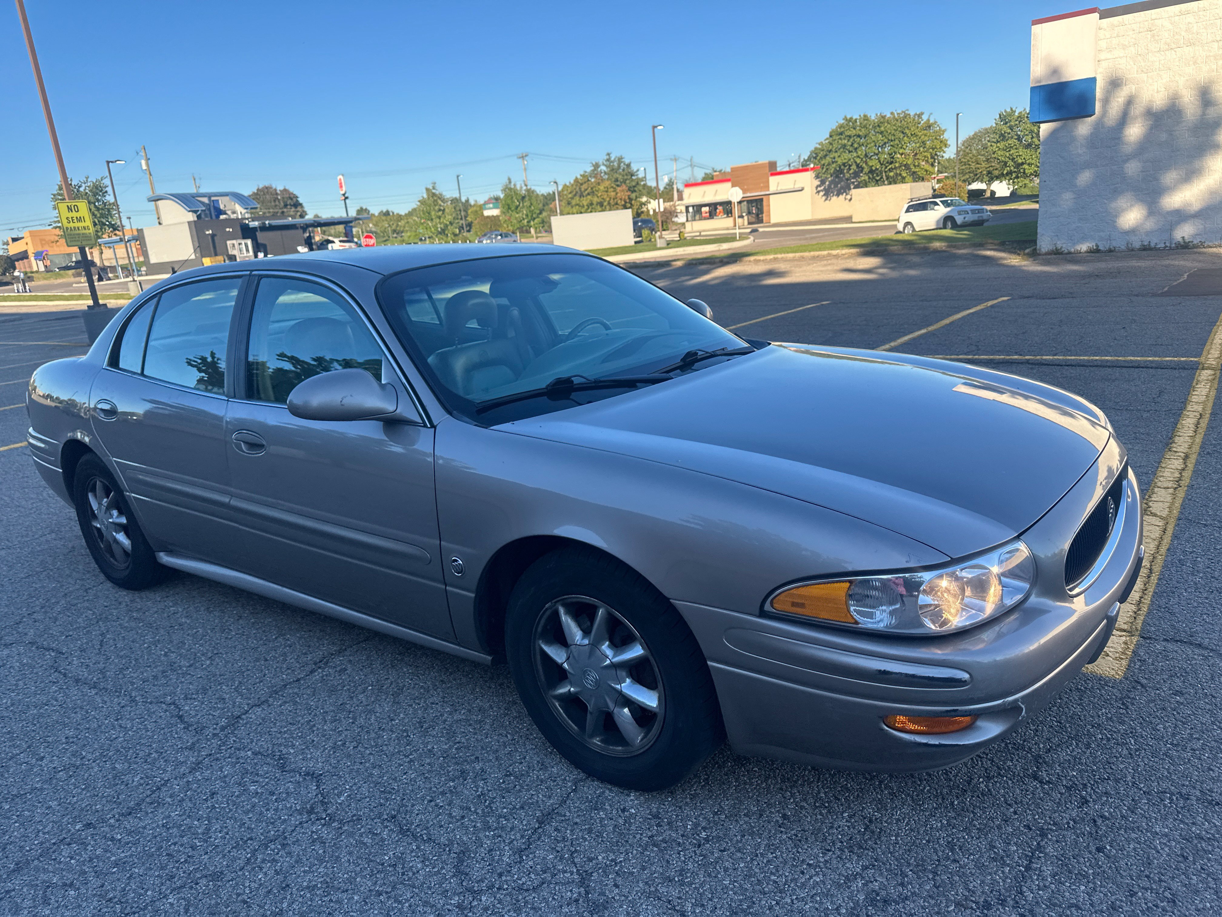 Used 2003 Buick Le Sabre Limited w/ Celebration Edition Package FWD image 12
