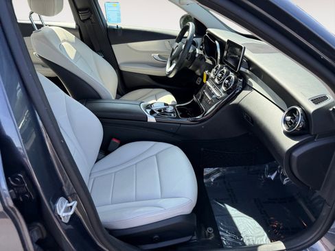 Used 2015 Mercedes-Benz C 300 Sedan image 19
