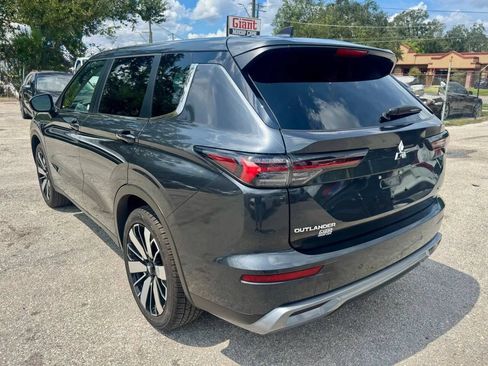 Used 2025 Mitsubishi Outlander SE AWD/4WD image 5