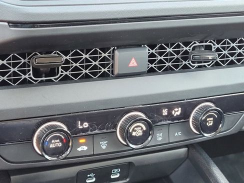 Certified 2025 Honda Accord LX image 14