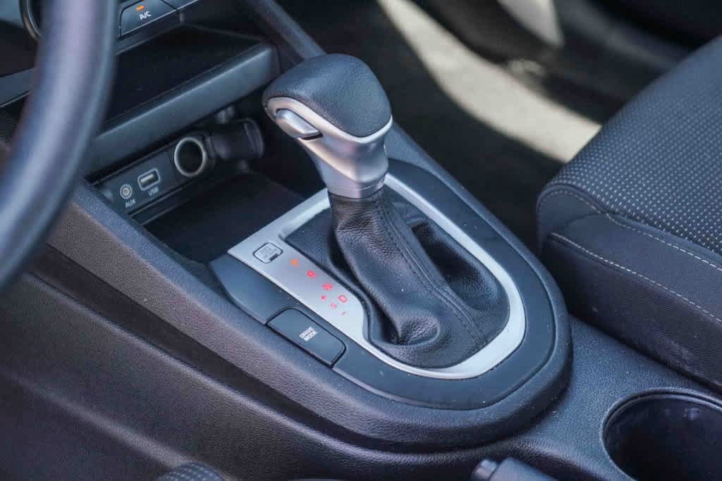Used 2020 Kia Forte LXS FWD image 18