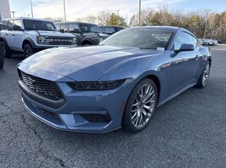 New 2026 Ford Mustang Premium video 3