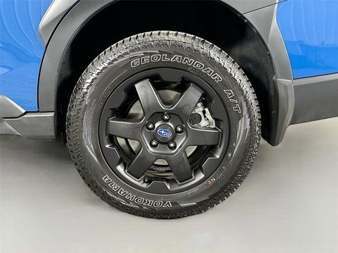 Used 2025 Subaru Outback Wilderness AWD/4WD image 32