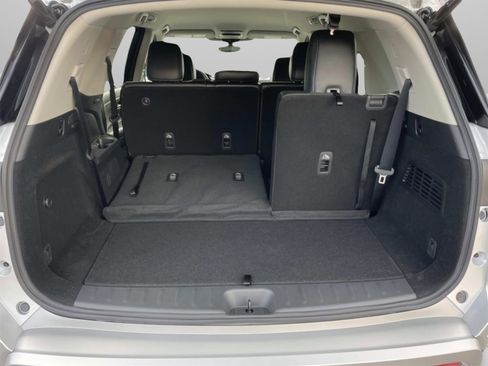 New 2025 Nissan Pathfinder SL image 22