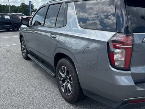 Used 2021 Chevrolet Tahoe Z71 w/ Z71 Off-Road Package AWD/4WD image 5