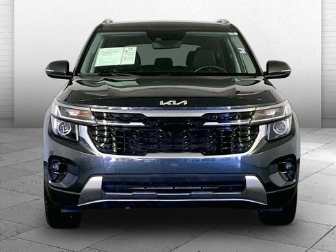 Certified 2025 Kia Seltos S image 2