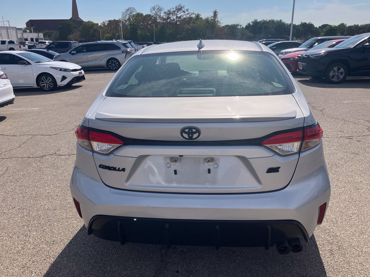 Used 2024 Toyota Corolla SE FWD image 5