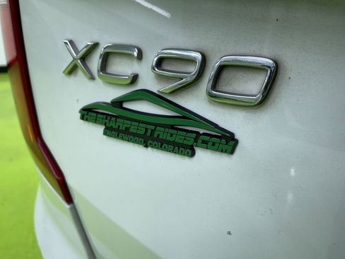 Used 2019 Volvo XC90 T6 Momentum w/ Advanced Package image 11