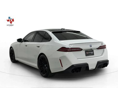 Used 2026 BMW M5 w/ Executive Package AWD/4WD image 4