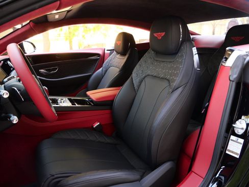 Used 2022 Bentley Continental GT Speed image 2