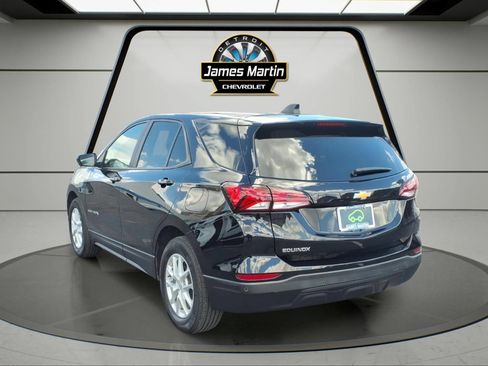 Certified 2024 Chevrolet Equinox LS w/ LS Convenience Package FWD image 6