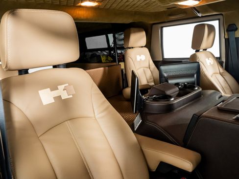 Used 2003 HUMMER H1 4-Door Wagon image 31