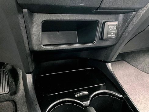 Used 2012 Honda Insight EX image 32