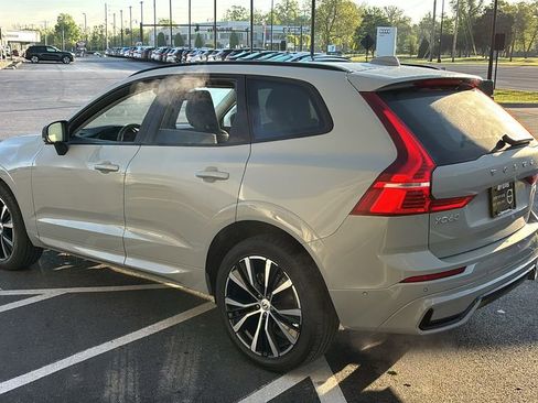 Certified 2024 Volvo XC60 B5 Plus AWD/4WD image 4