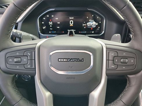 New 2026 GMC Sierra 1500 Denali w/ Technology Package image 9