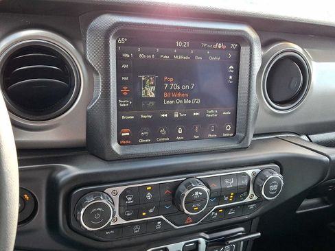 Used 2023 Jeep Wrangler Unlimited Sport AWD/4WD image 18