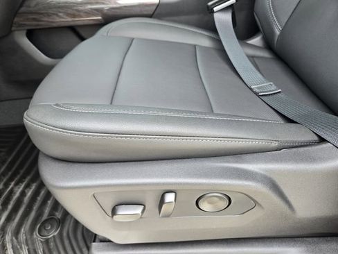 New 2026 Chevrolet Silverado 2500 LTZ w/ LTZ Premium Texas Edition AWD/4WD image 19