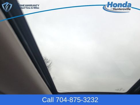 Used 2023 Honda Civic Touring image 30