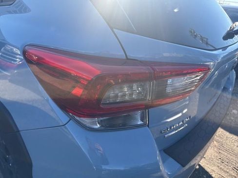 Used 2022 Subaru Crosstrek 2.0i Premium w/ Moonroof Package image 8