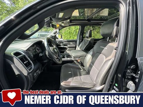 Used 2022 RAM 1500 Laramie AWD/4WD image 11