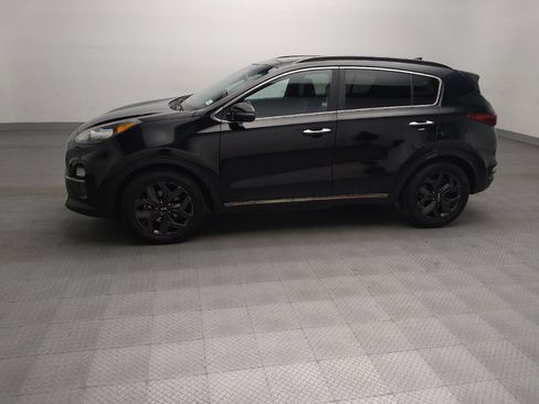 Used 2020 Kia Sportage S w/ S Sunroof Package image 2