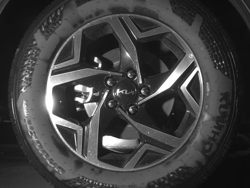 Used 2025 Kia Sportage LX image 14