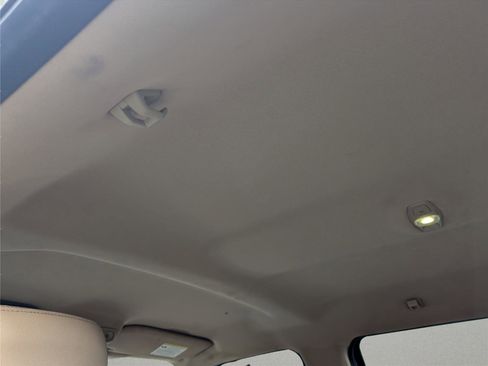 Used 2015 Ford F150 Lariat image 31