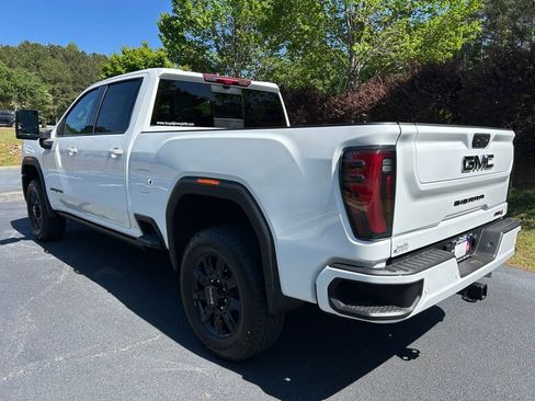 New 2026 GMC Sierra 2500 AT4 w/ AT4 Premium Plus Package AWD/4WD image 25