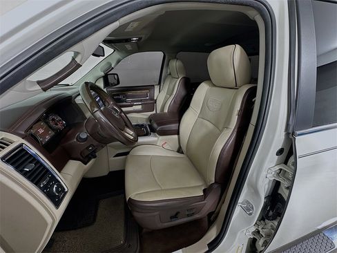 Used 2018 RAM 1500 Laramie Longhorn w/ Longhorn Southfork Package image 25