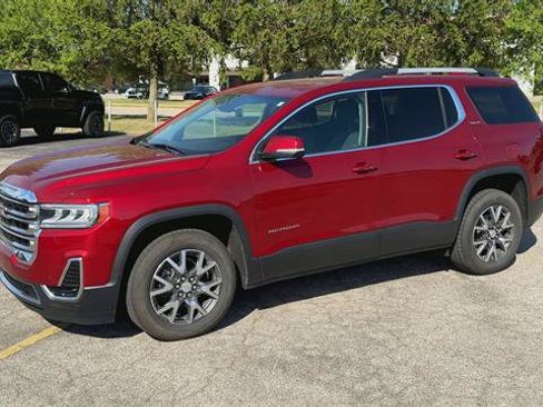 Certified 2021 GMC Acadia SLE w/ Driver Convenience Package FWD image 4