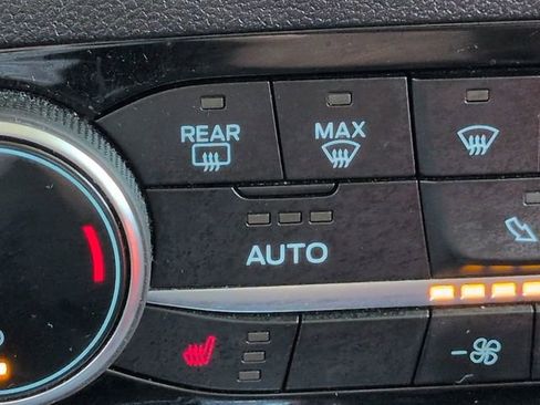 Used 2022 Ford Escape SEL FWD image 22