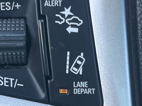 Used 2013 Chevrolet Equinox LTZ image 29