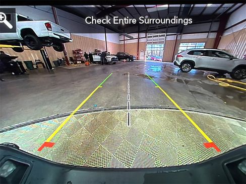 Used 2023 Jeep Gladiator Willys image 29