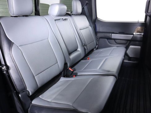 Used 2022 Ford F150 Lightning Lariat image 47