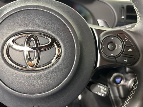 Used 2025 Toyota GR86 Premium image 5