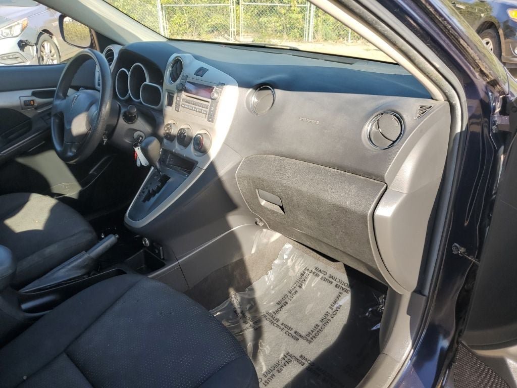 Used 2009 Pontiac Vibe w/ Preferred Package FWD image 42