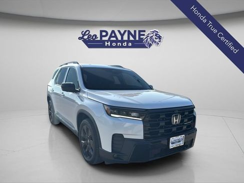 Certified 2026 Honda Pilot Black Edition image 1