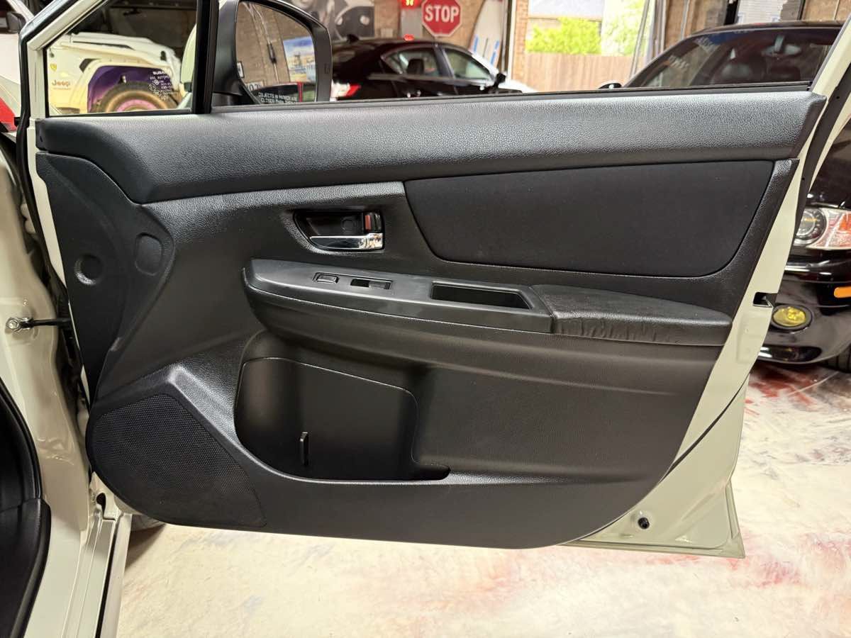 Used 2014 Subaru Crosstrek 2.0i Premium AWD/4WD image 29