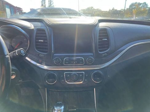 Used 2017 Chevrolet Impala LT image 18