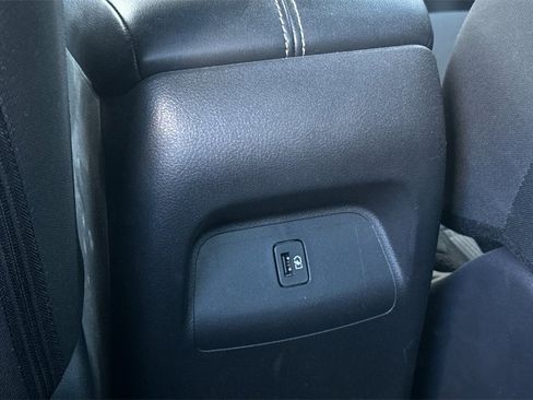 Used 2025 Nissan Sentra SV w/ All-Weather Package image 14