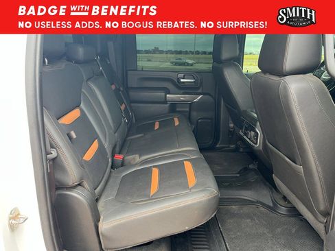 Used 2023 GMC Sierra 2500 AT4 w/ AT4 Premium Plus Package image 12