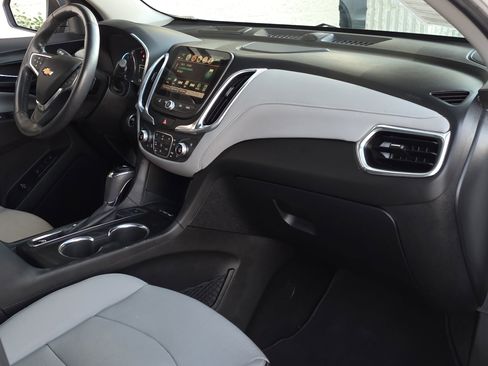 Used 2018 Chevrolet Equinox Premier image 35