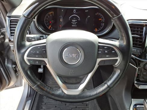 Used 2020 Jeep Grand Cherokee Overland image 20