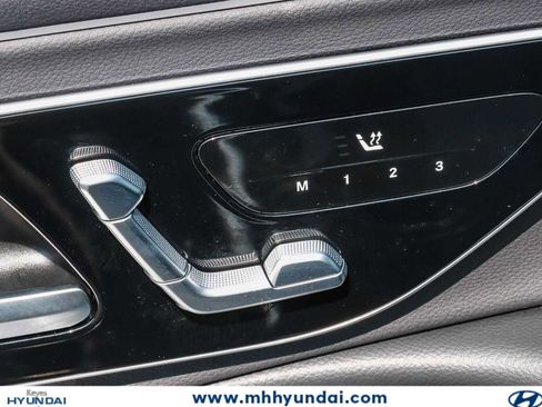 Used 2025 Mercedes-Benz E 350 Sedan image 20