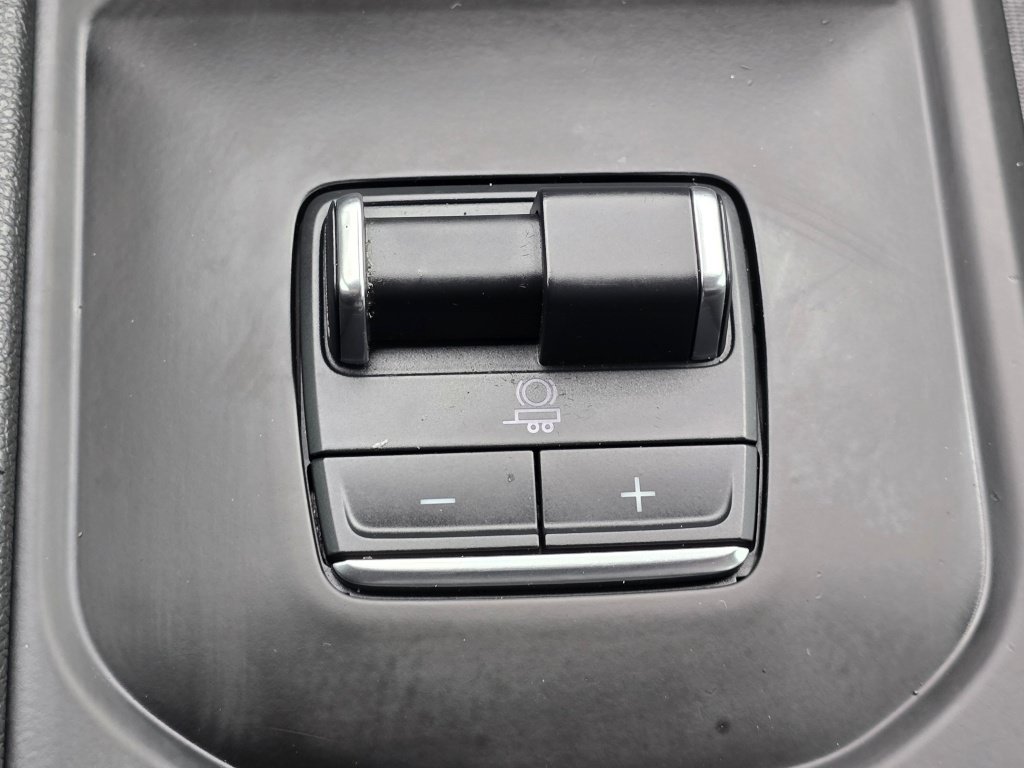 Used 2025 GMC Sierra 3500 AT4 w/ AT4 Premium Plus Package AWD/4WD image 45