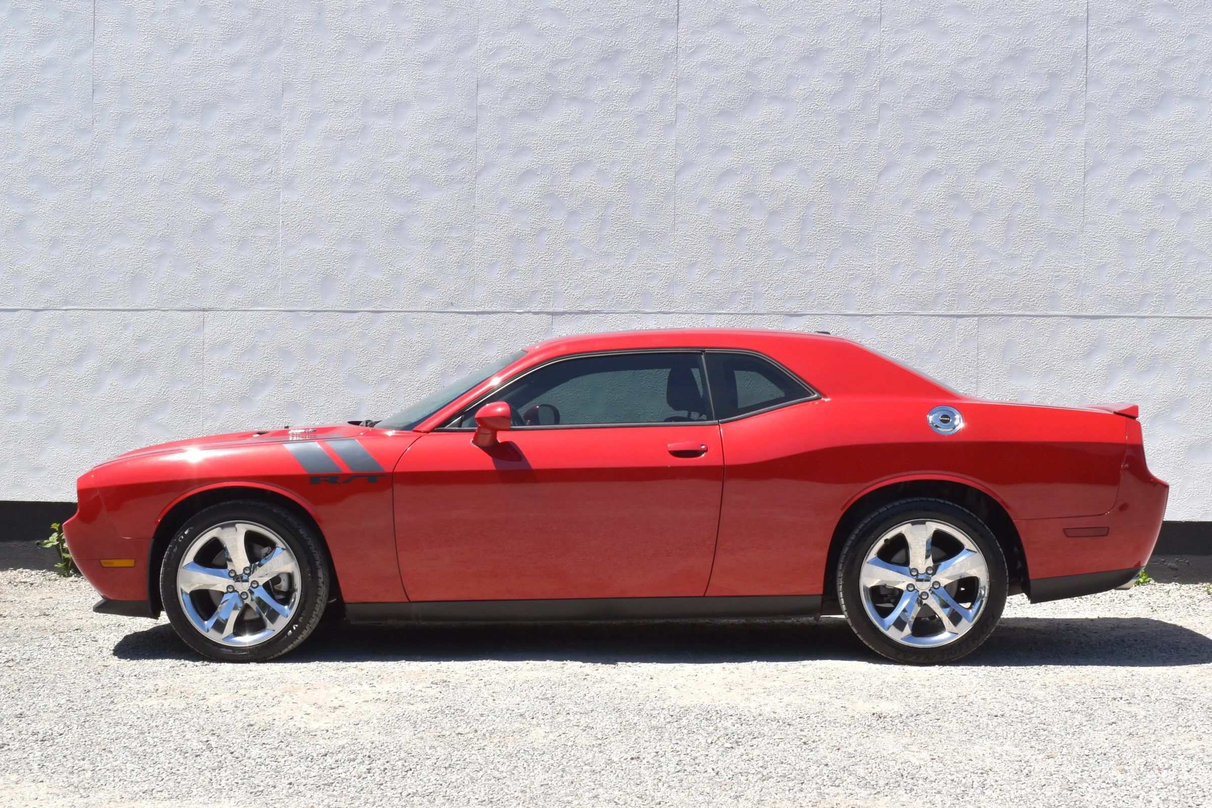 Used 2011 Dodge Challenger R/T RWD image 37