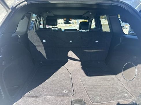 Used 2020 Jeep Grand Cherokee Overland image 30