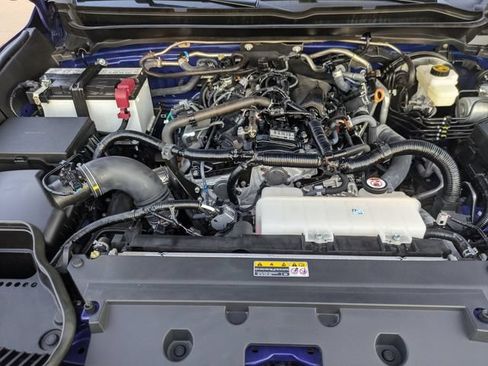 Certified 2025 Toyota Tacoma SR5 RWD image 34