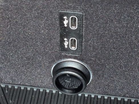 Used 2026 BMW i7 xDrive60 RWD image 34